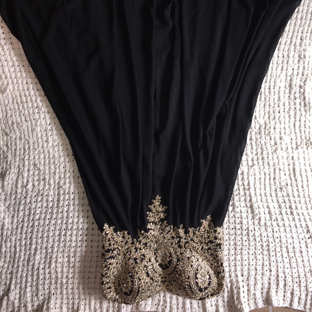 Black flowy prom dress